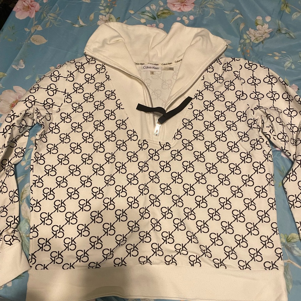 Calvin Klein Women's Monogram White Sweater
